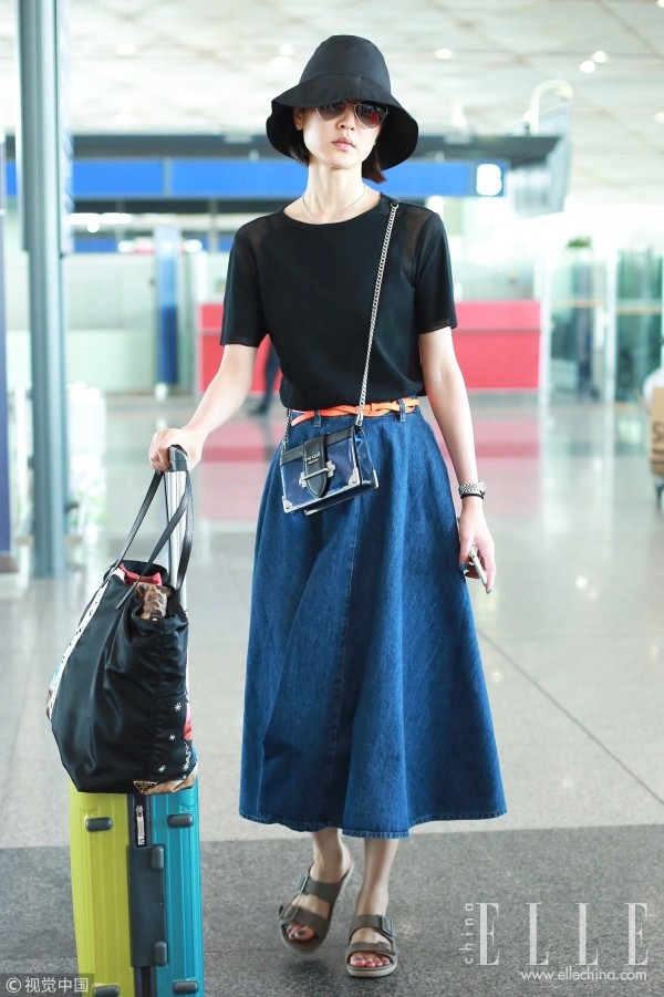 宋茜、杨幂解暑秘诀“短袖+裙”,简洁清爽的小美好